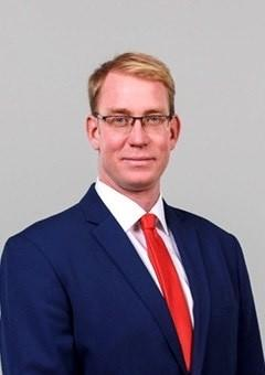 Dr. Steinmetz Ádám