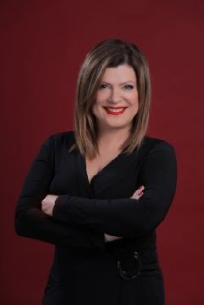 Veszelinov Annamária