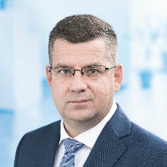 Dr. Seszták Miklós